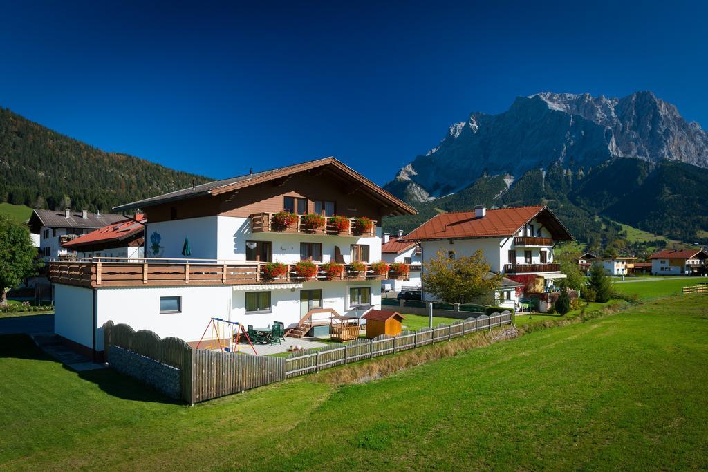 Haus Enzian Apartman Lermoos Kültér fotó